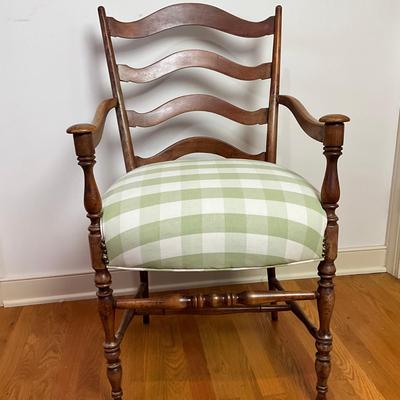 B227 Antique Rush Seat Stool & Ladder Back Arm Chair With Green & White Gingham Cushion
