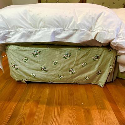 B233 Pair Of French Upholstered Twin Beds With Matching Bed Sheets