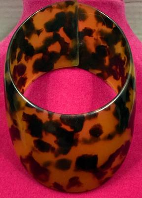 Tortoise Design Bangle