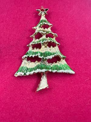 Christmas Tree Pin