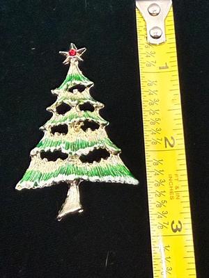 Christmas Tree Pin