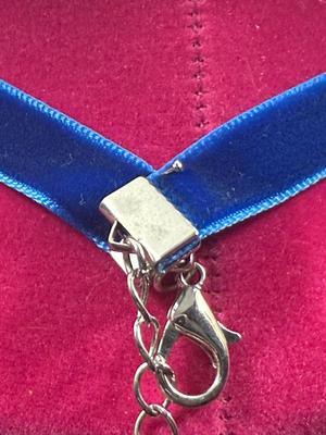 Rhinestone Pendant choker