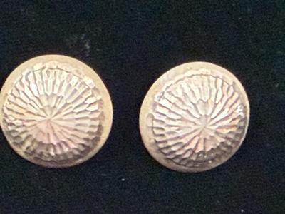 Sterling silver Shell design pierced Earrings