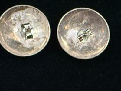 Sterling silver Shell design pierced Earrings