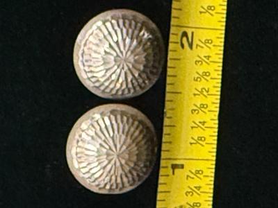 Sterling silver Shell design pierced Earrings