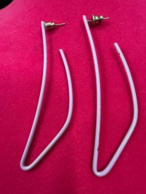 1980’s Style Purple Linear Earrings