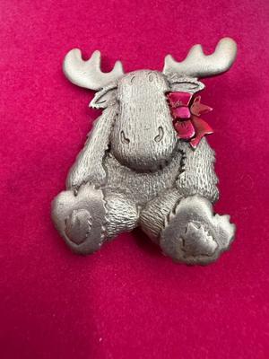 Moose Pewter Pin