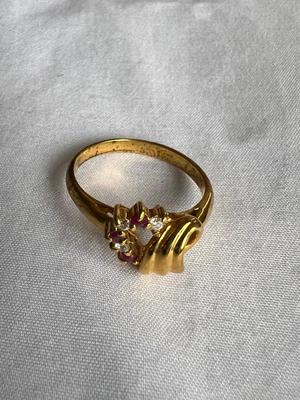 Ruby-like cubic zirconia Ring