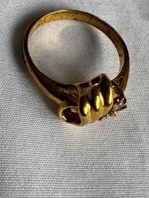 Ruby-like cubic zirconia Ring