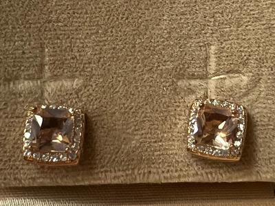 Topaz colored pierced studs