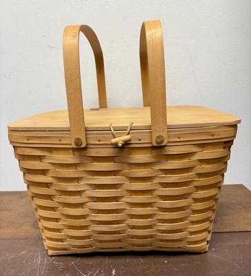 Sale Photo Thumbnail #186: In very good previously owned condition. 14" x 16" 10'.