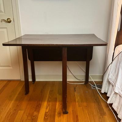 M240 Mahogany Drop Leaf Table On Casters