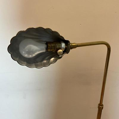 M253 Vintage Brass Clam Shell Floor Lamp