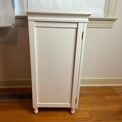 M271 GLass Door White Side Cabinet With Two Adjustable Shelves