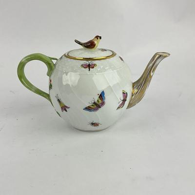 D278 Herend Rothschild Bird Small Teapot With Two Demitasse Cups With Matching Saucers
