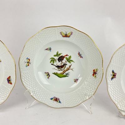 D284 Herend Rothschild Bird Rimmed Soup Plates