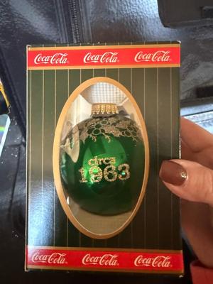 Sale Photo Thumbnail #999: .