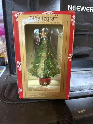 Sale Photo Thumbnail #1001: .