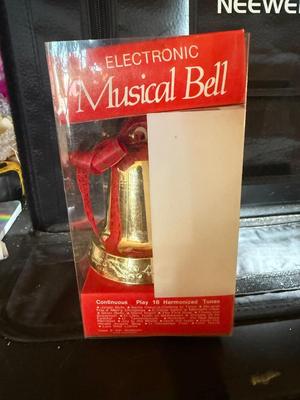 Sale Photo Thumbnail #1004: .