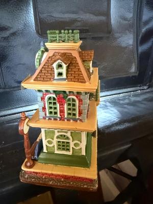 Sale Photo Thumbnail #1025: .