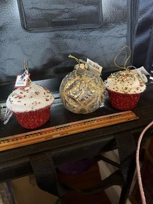 Sale Photo Thumbnail #1035: ..