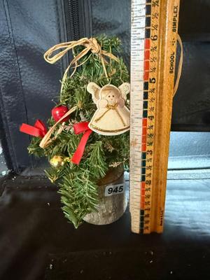 Sale Photo Thumbnail #1044: .