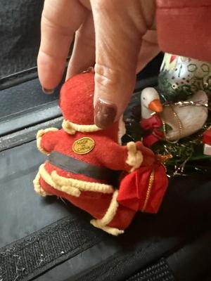 Sale Photo Thumbnail #1077: .