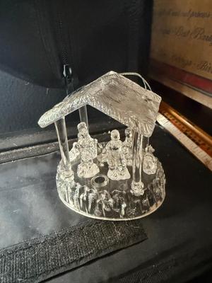 Sale Photo Thumbnail #1098: .