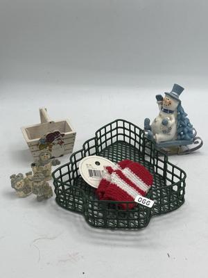 Sale Photo Thumbnail #1298: .