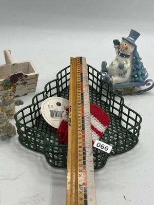 Sale Photo Thumbnail #1299: .