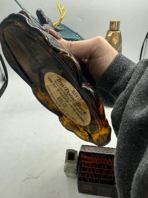 Sale Photo Thumbnail #1465: .