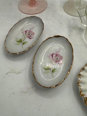 Sale Photo Thumbnail #1478: .