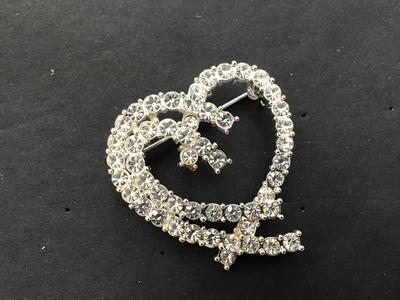 Rhinestone Heart Brooch Fashion