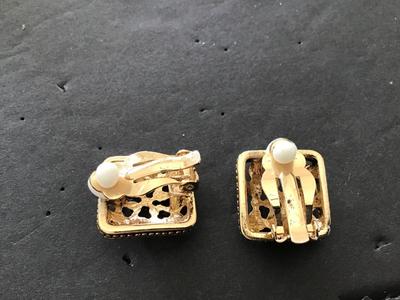 Gold Tone Scroll Earrings