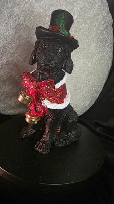 Vintage Black Labrador Christmas Figurine – Resin Holiday Dog Statue with Top Hat, Red Glitter Bow & Bells