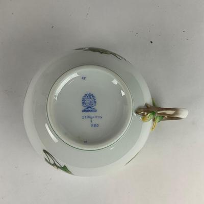 D300 Herend Hungary Handpainted Forest Animals Tea/Coffee Cups & Saucers With Lidded Cup