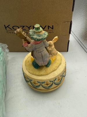 Sale Photo Thumbnail #1661: .