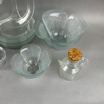 K379 Glass Arcoroc French Plates & Bowls