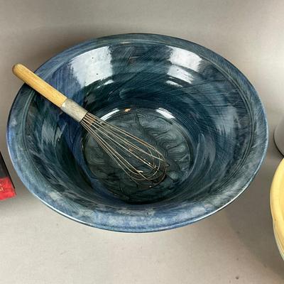 K384 Mixing Bowls, Utensils & Cookbook - Kitchen Essentials Lot