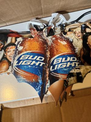 Sale Photo Thumbnail #1693: .