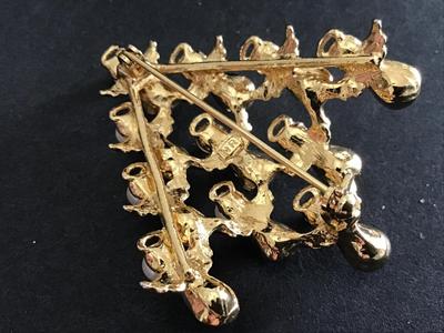 Nina Ricci Rhinestone Angel Tree