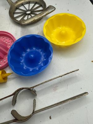 Sale Photo Thumbnail #2029: .