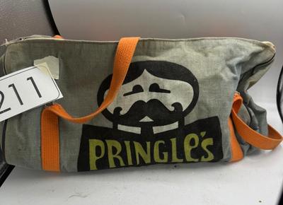 Sale Photo Thumbnail #2040: .