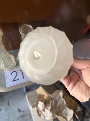 Sale Photo Thumbnail #2062: .