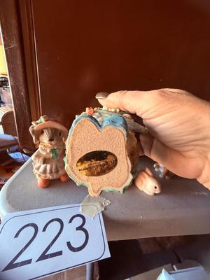 Sale Photo Thumbnail #2101: .