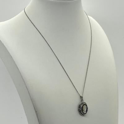 Sale Photo Thumbnail #240