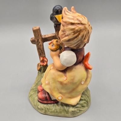 LOT 84: Goebel Hummel Figures Sing With Me and Sing Along