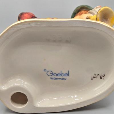 LOT 84: Goebel Hummel Figures Sing With Me and Sing Along