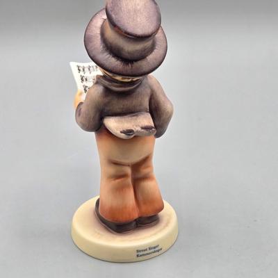 LOT 89: Street Singer, Happy Days, and Little Fiddler Hummels