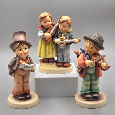LOT 89: Street Singer, Happy Days, and Little Fiddler Hummels